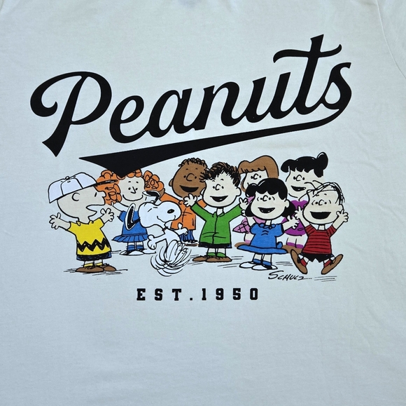 C-Life Group Ltd. Peanuts🥜 Gang Graphic Tee👕 - NWT - Picture 3 of 11